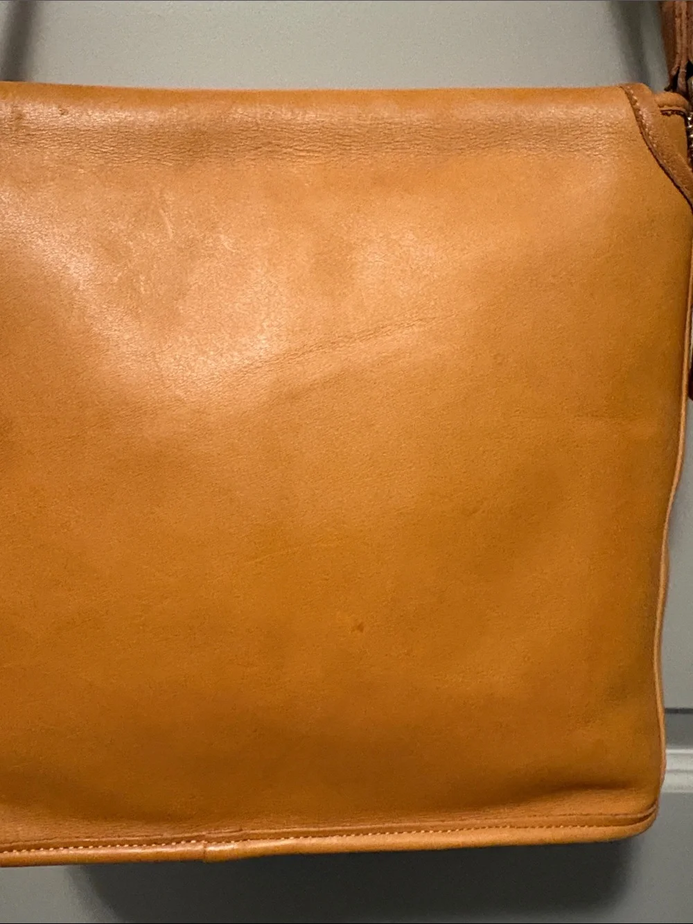 Coach 4025 Lightweights Collection Shoulder  Pouch